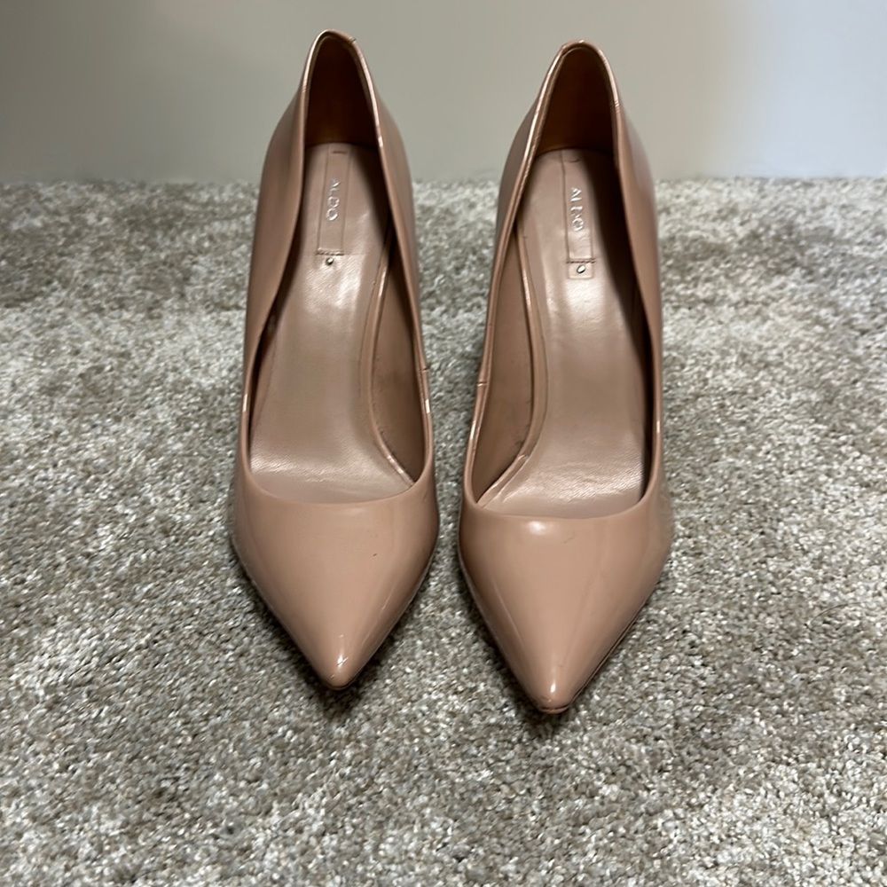 Plush pink women’s size 8.5 Aldo heels